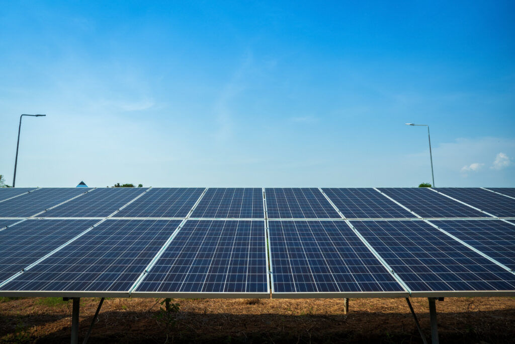 Solar Energy for Businesses: Cut Costs & Boost Your Brand